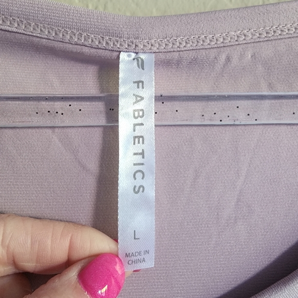⭐ 4/$20 Fabletics Women's Shirt Large - Picture 2 of 8